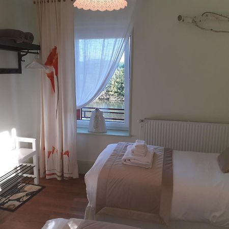 Chambres D'Hotes Cascarot Lechatelet Exterior foto